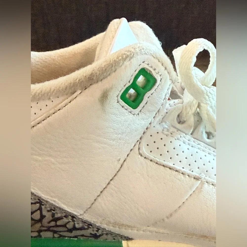 Nike. Wmns Air Jordan 3 Retro 'Lucky Green'. Size 7.